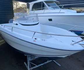 Jeanneau CAP CAMARAT 6.5 CC STYLE for sale