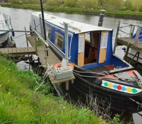Flotilly 48ft trad built 2006 by Hine £47, 995 for sale