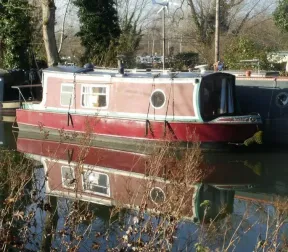24ft Narrowboat, New engine fitted for sale