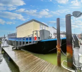 Spacious Houseboat - Filey Bay for sale