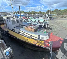 Tug for Conversion - Beaver for sale