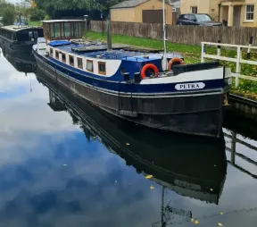1923 Dutch cruising houseboat for sale