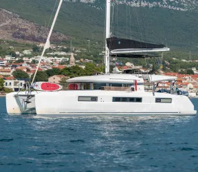 Lagoon LAGOON 50 for sale