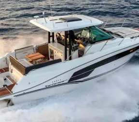 Jeanneau CAP CAMARAT 10.5 WA SÉRIE 2 for sale