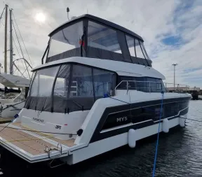 Fountaine Pajot MY 5 for sale
