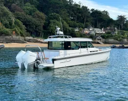Axopar 37 Sport Cabin for sale